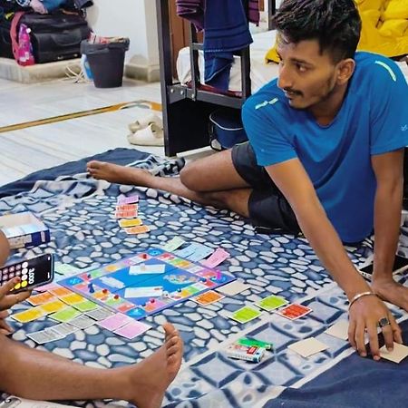 Kygo Hostels Hyderabad Eksteriør billede