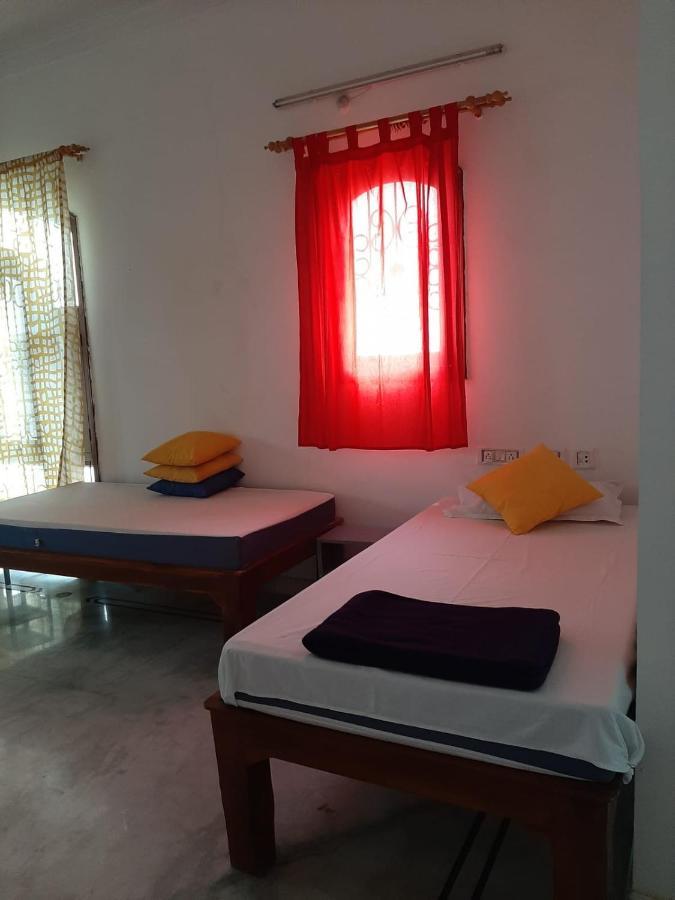 Kygo Hostels Hyderabad Eksteriør billede