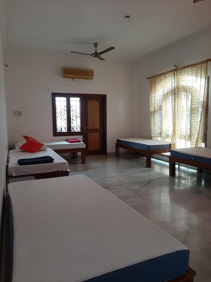 Kygo Hostels Hyderabad Eksteriør billede